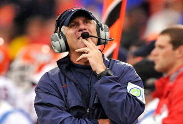 COLUMBUS, OH - SEPTEMBER 26:  Head coach Ron Zook of the Illinois Fighting Illini looks up at the scoreboard in the fourth quarter of a game against the Ohio State Buckeyes at Ohio Stadium on September 26, 2009 in Columbus, Ohio. Ohio State defeated Illinois 30-0. (Photo by Jamie Sabau/Getty Images)