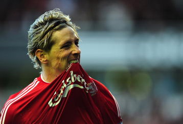 LIVERPOOL, UNITED KINGDOM - OCTOBER 25:  Fernando Torres of Liverpool celebrates scoring the opening goal during the Barclays Premier League match between Liverpool and Manchester United at Anfield on October 25, 2009 in Liverpool, England. (Photo by Clive Mason/Getty Images)