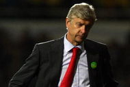 LONDON, ENGLAND - OCTOBER 25: Arsenal manager Arsene Wenger reacts during the Barclays Premier League match between West Ham United and Arsenal at Boleyn Ground on October 25, 2009 in London, England. (Photo by Clive Rose/Getty Images)