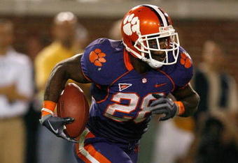 ATLANTA - SEPTEMBER 10:  C.J. Spiller #28 of the Clemson Tigers against the Georgia Tech Yellow Jackets at Bobby Dodd Stadium on September 10, 2009 in Atlanta, Georgia.  (Photo by Kevin C. Cox/Getty Images)