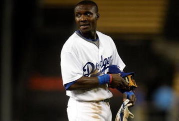 LOS ANGELES, CA - SEPTEMBER 14:  Orlando Hudson #13 of the Los Angeles Dodgers plays against the Pittsburgh Pirates at Dodger Stadium on September 14, 2009 in Los Angeles, California.  (Photo by Jeff Gross/Getty Images)