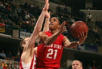 INDIANAPOLIS - MARCH 13:  Evan Turner #21 of the Ohio State Buckeyes drives for a shot attempt agianst the Wisconsin Badgers  during the second round of the Big Ten Men's Basketball Tournament at Conseco Fieldhouse on March 13, 2009 in Indianapolis, Indiana.  (Photo by Jonathan Daniel/Getty Images)