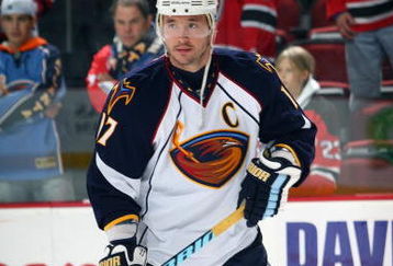 NEWARK, NJ - OCTOBER 16:  Ilya Kovalchuk #17 of the Atlanta Thrashers skates during the game against the New Jersey Devils at the Prudential Center on October 16, 2009 in Newark, New Jersey.  (Photo by Bruce Bennett/Getty Images)