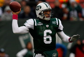 EAST RUTHERFORD, NJ - OCTOBER 18:  Mark Sanchez #6 of the New York Jets throws a pass against the Buffalo Bills during the game on October 18, 2009 at Giants Stadium in East Rutherford, New Jersey. The Bills defeated the Jets 16-13 in overtime.  (Photo by Jared Wickerham/Getty Images)
