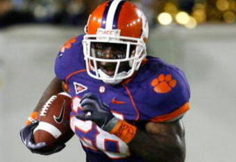 ATLANTA - SEPTEMBER 10:  C.J. Spiller #28 of the Clemson Tigers against the Georgia Tech Yellow Jackets at Bobby Dodd Stadium on September 10, 2009 in Atlanta, Georgia.  (Photo by Kevin C. Cox/Getty Images)