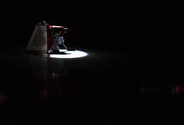 GLENDALE, AZ - OCTOBER 15:  Goaltender Ilya Bryzgalov #30 of the Phoenix Coyotes is introduced before the NHL game against the St. Louis Blues at Jobing.com Arena on October 15, 2009 in Glendale, Arizona. The Coyotes defeated the Blues 3-2 in overtime.  (Photo by Christian Petersen/Getty Images)