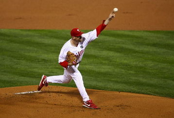 PHILADELPHIA - OCTOBER 18:  Cliff Lee #34 of the Philadelphia Phillies pitches against the Los Angeles Dodgers during Game Three of the NLCS during the 2009 MLB Playoffs at Citizens Bank Park on October 18, 2009 in Philadelphia, Pennsylvania.  (Photo by Chris McGrath/Getty Images)
