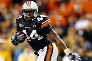 AUBURN, AL - SEPTEMBER 19:  Ben Tate #44 of the Auburn Tigers against the West Virginia Mountaineers at Jordan-Hare Stadium on September 19, 2009 in Auburn, Alabama.  (Photo by Kevin C. Cox/Getty Images)