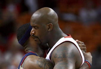 MIAMI - FEBRUARY 01:  Shaquille O'Neal #32 of the Miami Heat greets LeBron James #23 of the Cleveland Cavaliers before the game at American Airlines Arena February 1, 2007 in Miami, Florida. NOTE TO USER: User expressly acknowledges and agrees that, by downloading and or using this photograph, User is consenting to the terms and conditions of the Getty Images License Agreement.  (Photo by Doug Benc/Getty Images)