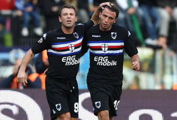 ROME - OCTOBER 18:  Giampaolo Pazzini (R) and Antonio Cassano of UC Sampdoria celebrate Pazzini's 40th minute strike and opening goal during the Serie A match between SS Lazio and UC Sampdoria at Stadio Olimpico on October 18, 2009 in Rome, Italy.  (Photo by Paolo Bruno/Getty Images)
