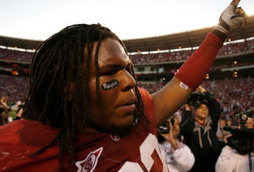TUSCALOOSA, AL - OCTOBER 24:  Terrence Cody #62 of the Alabama Crimson Tide celebrates after blocking the game-winning field goal in their 12-10 win over the Tennessee Volunteers at Bryant-Denny Stadium on October 24, 2009 in Tuscaloosa, Alabama.  (Photo by Kevin C. Cox/Getty Images)