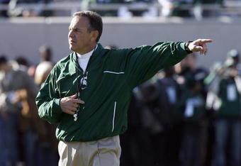 EAST LANSING, MI - NOVEMBER 03: Mark Dantonio of the Michigan State Spartans motions on the field during the game against the Michigan Wolverines at Spartan Stadium November 3, 2007 in East Lansing, Michigan. Michigan defeated Michigan State 28-24. (Photo by Kevin C. Cox/Getty Images) 