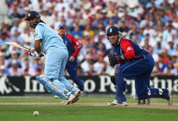 LONDON - SEPTEMBER 05:  Mahendra Singh Dhoni of India hits out during the 6th NatWest ODI between England and India at the Oval on September 5, 2007 in London, England.  (Photo by Tom Shaw/Getty Images)