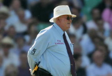 LONDON - JULY 12:  Umpire, David Shepherd looks on with one leg in the air as Australia reach 222 runs during his final international match at the NatWest Challenge Final between England and Australia at The Oval on July 12, 2005 in London, United Kingdom.  (Photo by Tom Shaw/Getty Images)