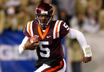 ATLANTA - OCTOBER 17:  Quarterback Tyrod Taylor #5 of the Virginia Tech Hokies against the Georgia Tech Yellow Jackets at Bobby Dodd Stadium on October 17, 2009 in Atlanta, Georgia.  (Photo by Kevin C. Cox/Getty Images)