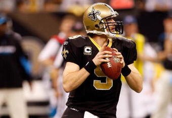 NEW ORLEANS - DECEMBER 28:  Quarterback Drew Brees #9 of the New Orleans Saints drops back to pass during the game against the Carolina Panthers on December 28, 2008 at the Superdome in New Orleans, Louisiana.  (Photo by Chris Graythen/Getty Images)