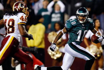 LANDOVER, MD - OCTOBER 26:  DeSean Jackson #10 of the Philadelphia Eagles races past Chris Horton #48 of the Washington Redskins to score his second touchdown at FedEx Field October 26, 2009 in Landover, Maryland.  The Eagles won the game 27-17.  (Photo by Win McNamee/Getty Images)