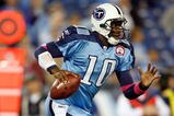NASHVILLE, TN - OCTOBER 11:  Vince Young #10 of the Tennessee Titans runs with the ball during the NFL game against the Indianapolis Colts at LP Field on October 11, 2009 in Nashville, Tennessee. The Colts defeated the Titans 31-9.  (Photo by Andy Lyons/Getty Images)