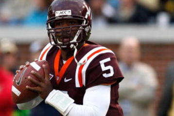 ATLANTA - OCTOBER 17:  Quarterback Tyrod Taylor #5 of the Virginia Tech Hokies against the Georgia Tech Yellow Jackets at Bobby Dodd Stadium on October 17, 2009 in Atlanta, Georgia.  (Photo by Kevin C. Cox/Getty Images)