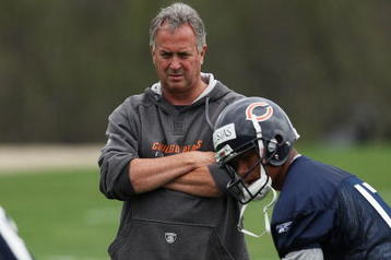 LAKE FOREST, IL - MAY 01: Offensive coordinator Ron Turner of the Chicago Bears watches a rookie mini-camp practice on May 1, 2009 at Halas Hall in Lake Forest, Illinois. (Photo by Jonathan Daniel/Getty Images)