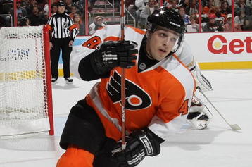 PHILADELPHIA - OCTOBER 10:  Danny Briere #48 of the Philadelphia Flyers skates against the Anaheim Ducks at the Wachovia Center on October 10, 2009 in Philadelphia, Pennsylvania.  (Photo by Bruce Bennett/Getty Images)