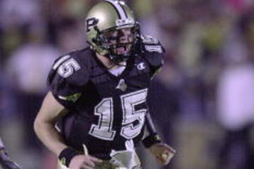 28 Oct 2000: Purdue quarterback Drew Brees #15 celebrates their 31-27 victory over Ohio State at Ross-Ade Stadium in Lafayette, Indiana. DIGITAL IMAGE. Mandatory Credit: Elsa/ALLSPORT