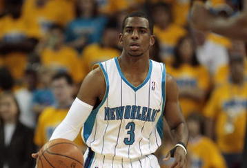 NEW ORLEANS - APRIL 25:  Chris Paul #3 of the New Orleans Hornets drives the ball up court during Game Three of the Western Conference Quarterfinals against the Denver Nuggets during the 2009 NBA Playoffs at New Orleans Arena on April 25, 2009 in New Orleans, Louisiana. The Hornets won 95-93.  NOTE TO USER: User expressly acknowledges and agrees that, by downloading and or using this photograph, User is consenting to the terms and conditions of the Getty Images License Agreement.  (Photo by Bob Levey/Getty Images)