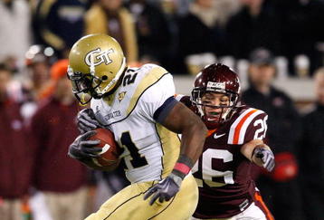 ATLANTA - OCTOBER 17:  Jonathan Dwyer #21 of the Georgia Tech Yellow Jackets against Cody Grimm #26 of the Virginia Tech Hokies at Bobby Dodd Stadium on October 17, 2009 in Atlanta, Georgia.  (Photo by Kevin C. Cox/Getty Images)