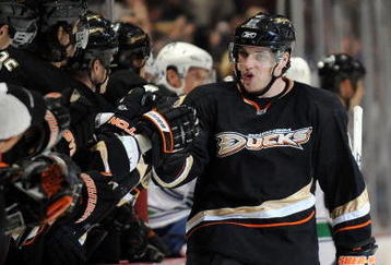 ANAHEIM, CA - OCTOBER 30:  Bobby Ryan #9 of the Anaheim Ducks celebrates his goal with the bench against the Vancouver Canucks during the third period at the Honda Center on October 30, 2009 in Anaheim, California.  (Photo by Harry How/Getty Images)