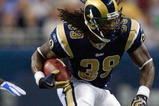 ST. LOUIS, MO - OCTOBER 25: Steven Jackson #39 of the St. Louis Rams rushes against the Indianapolis Colts at the Edward Jones Dome on October 25, 2009 in St. Louis, Missouri.  (Photo by Dilip Vishwanat/Getty Images)