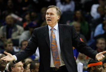 CHARLOTTE, NC - MARCH 28:  Head coach Mike D'Antoni of the New York Knicks argues a call during their game against the Charlotte Bobcats at Time Warner Cable Arena on March 28, 2009 in Charlotte, North Carolina.  NOTE TO USER: User expressly acknowledges and agrees that, by downloading and/or using this Photograph, user is consenting to the terms and conditions of the Getty Images License Agreement.  (Photo by Streeter Lecka/Getty Images)