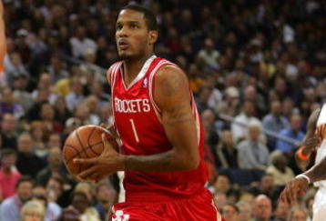 OAKLAND, CA - OCTOBER 28:  Trevor Ariza #1 of the Houston Rockets dribbles the ball during their game against the Golden State Warriors at Oracle Arena on October 28, 2009 in Oakland, California.  (Photo by Ezra Shaw/Getty Images)