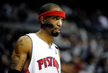 AUBURN HILLS, MI - APRIL 24:  Richard Hamilton #32 of the Detroit Pistons looks across the court in Game Three of the Eastern Conference Quarterfinals against the Cleveland Cavaliers during the 2009 NBA Playoffs at the Palace of Auburn Hills on April 24, 2009 in Auburn Hills, Michigan.  The Cavaliers won 79-68.  NOTE TO USER: User expressly acknowledges and agrees that, by downloading and or using this photograph, User is consenting to the terms and conditions of the Getty Images License Agreement.  (Photo by Gregory Shamus/Getty Images)