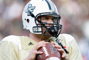 MEMPHIS, TN - DECEMBER 29: Kyle Israel #7 of the UCF Knights warms up before the game against the Mississippi State Bulldogs on December 29, 2007 at the Liberty Bowl Memorial Stadium in Memphis, Tennessee. The Bulldogs beat the Knights 10-3. (Photo by Joe Murphy/Getty Images)