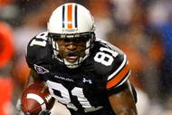 AUBURN, AL - SEPTEMBER 19:  Terrell Zachery #81 of the Auburn Tigers against the West Virginia Mountaineers at Jordan-Hare Stadium on September 19, 2009 in Auburn, Alabama.  (Photo by Kevin C. Cox/Getty Images)