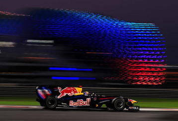 ABU DHABI, UNITED ARAB EMIRATES - NOVEMBER 01:  Mark Webber of Australia and Red Bull Racing drives during the Abu Dhabi Formula One Grand Prix at the Yas Marina Circuit on November 1, 2009 in Abu Dhabi, United Arab Emirates.  (Photo by Clive Mason/Getty Images)