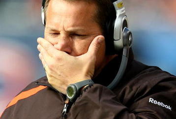 CHICAGO - NOVEMBER 01: Head coach Eric Mangini of the Cleveland Browns reacts as his team takes on the Chicago Bears at Soldier Field on November 1, 2009 in Chicago, Illinois. The Bears defeated the Browns 30-6. (Photo by Jonathan Daniel/Getty Images)