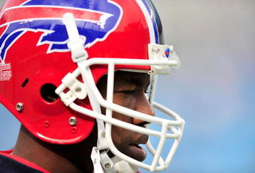 CHARLOTTE, NC - OCTOBER 25:  Terrell Owens #81 of the Buffalo Bills warms up before a game against the Carolina Panthers at Bank of America Stadium on October 25, 2009 in Charlotte, North Carolina.  (Photo by Grant Halverson/Getty Images)
