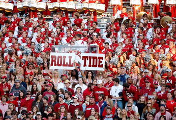 TUSCALOOSA, AL - OCTOBER 24:  Fans of the Alabama Crimson Tide cheer against the Tennessee Volunteers at Bryant-Denny Stadium on October 24, 2009 in Tuscaloosa, Alabama.  (Photo by Kevin C. Cox/Getty Images)