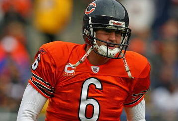 CHICAGO - NOVEMBER 01: Jay Cutler #6 of the Chicago Bears looks to bench after getting hit during a game against the Cleveland Browns at Soldier Field on November 1, 2009 in Chicago, Illinois. The Bears defeated the Browns 30-6. (Photo by Jonathan Daniel/Getty Images)
