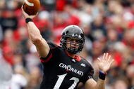 CINCINNATI - OCTOBER 24:  Zach Collaros #12 of the Cincinnati Bearcats throws the ball during the Big East Conference game against the Louisville Cardinals at Nippert Stadium on October 24, 2009 in Cincinnati, Ohio.  (Photo by Andy Lyons/Getty Images)