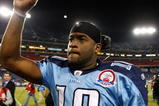 NASHVILLE, TN - NOVEMBER 01:  Vince Young #10 of the Tennessee Titans celebrates as he runs off the field after a 30-13 victory over the Jacksonville Jaguars in  the Titans first victory of the year during their game at LP Field on November 1, 2009 in Nashville, Tennessee.  (Photo by Streeter Lecka/Getty Images)