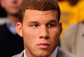 LOS ANGELES, CA - OCTOBER 27:  Blake Griffin #32 of the Los Angeles Clippers watches the season opening game against the Los Angeles Lakers at Staples Center on October 27, 2009 in Los Angeles, California.  NOTE TO USER: User expressly acknowledges and agrees that, by downloading and or using this photograph, User is consenting to the terms and conditions of the Getty Images License Agreement. Mandatory Copyright Notice: Copyright 2009 NBAE  (Photo by Kevork Djansezian/Getty Images)