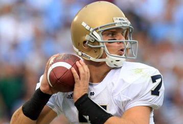 CHAPEL HILL, NC - OCTOBER 11:  Jimmy Clausen #7 of the Notre Dame Fighting Irish drops back to pass against the North Carolina Tar Heels at Kenan Stadium October 11, 2008 in Chapel Hill, North Carolina.  (Photo by Scott Halleran/Getty Images)