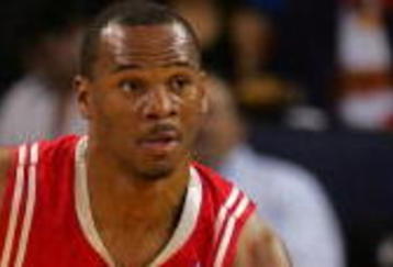 OAKLAND, CA - OCTOBER 28:  Chuck Hayes #44 of the Houston Rockets dribbles the ball during their game against the Golden State Warriors at Oracle Arena on October 28, 2009 in Oakland, California.  (Photo by Ezra Shaw/Getty Images)