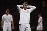 LYON, FRANCE - NOVEMBER 04:  Fernando Torres holds his head after a missed chance during the UEFA Champions League Group E match between Lyon and Liverpool at the Stade de Gerland on November 4, 2009 in Lyon, France.  (Photo by Michael Steele/Getty Images)