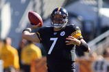 PITTSBURGH - OCTOBER 25:  Quarterback Ben Roethlisberger #7 of the Pittsburgh Steelers passes the ball during the NFL game against the Minnesota Vikings at Heinz Field on October 25, 2009 in Pittsburgh, Pennsylvania. The Steelers defeated the Vikings 27-17. (Photo by Rick Stewart/Getty Images)