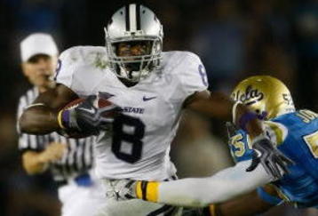 PASADENA, CA - SEPTEMBER 19:  Runningback Daniel Thomas #8 of the Kansas State Wildcats carries the ball against the UCLA Bruins at the Rose Bowl on September 19, 2009 in Pasadena, California. UCLA defeated Kansas State 23-9.  (Photo by Jeff Gross/Getty Images)