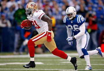 INDIANAPOLIS - NOVEMBER 01: Frank Gore #21 of the San Francisco 49ers runs for a touchdown during the NFL game against  the Indianapolis Colts  at Lucas Oil Stadium on November 1, 2009 in Indianapolis, Indiana. The Colts won 18-14.  (Photo by Andy Lyons/Getty Images)