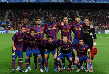 BARCELONA, SPAIN - OCTOBER 20:  FC Barcelona players pose for a team photograph prior to the UEFA Champions League group F match between FC Barcelona and FC Rubin Kazan at the Camp Nou Stadium on October 20, 2009 in Barcelona, Spain. Barcelona lost the match 2-1.  (Photo by Jasper Juinen/Getty Images)